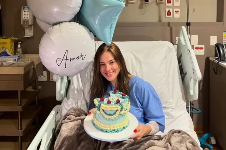  Esposa de Rodrigo Faro expõe saúde após tumor e faz oração: “Fé”