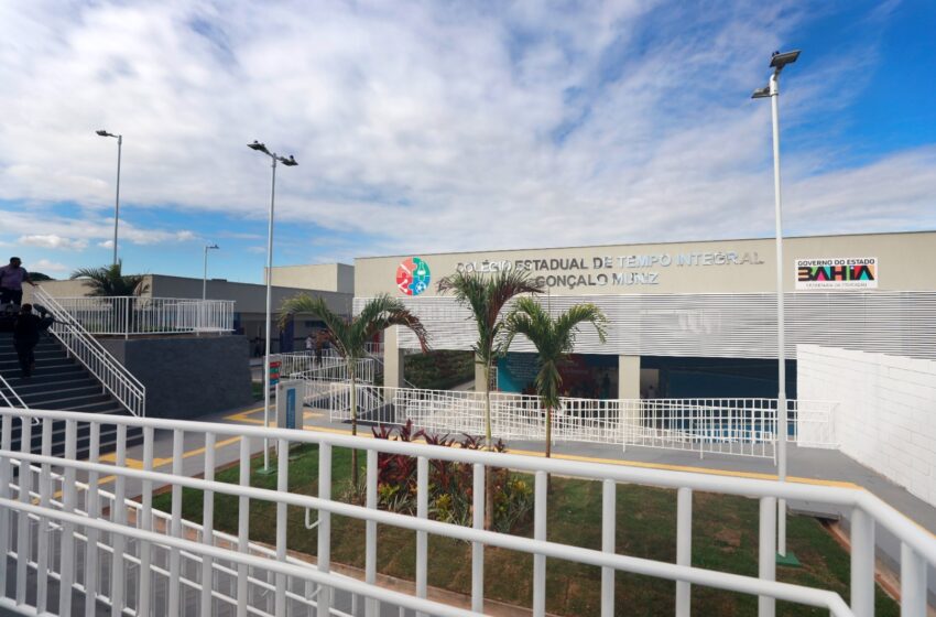  Entrega de mais uma escola de tempo integral em Camaçari, firma o compromisso do Governo do Estado com a acessibilidade