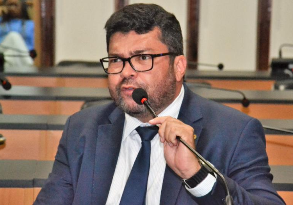  Deputado Marcinho Oliveira é alvo de operação da PF por suspeita de desvio de recursos públicos