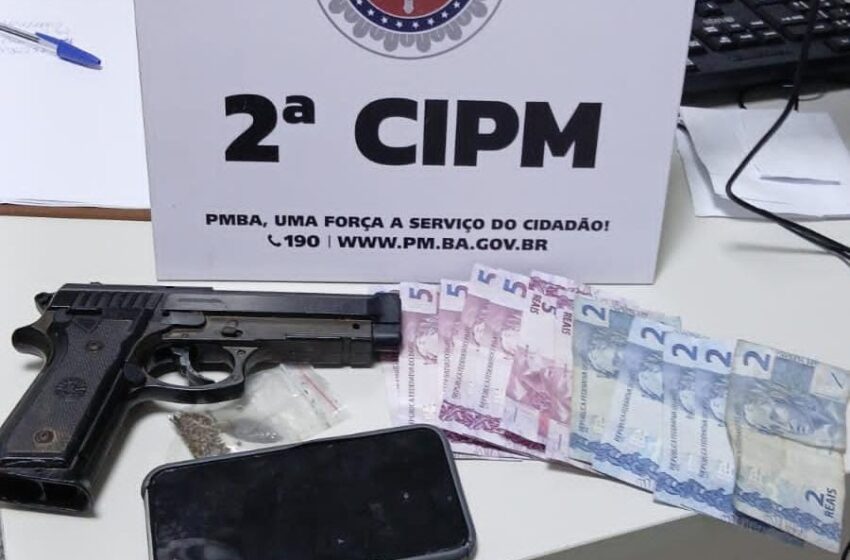  Polícia Militar apreende réplica de pistola e droga no Barbalho