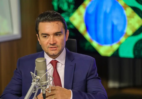  Para o fim do ano, Turismo anuncia aumento de voos no Brasil