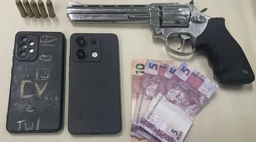  Quadrilha é presa suspeita de roubo na Av. ACM, em Salvador