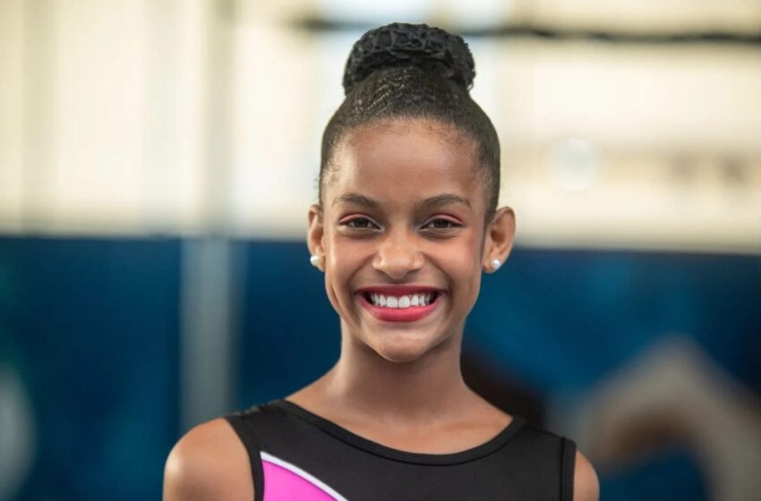  Baiana de 13 anos ganha medalha de ouro após fazer vaquinha para participar de competição internacional