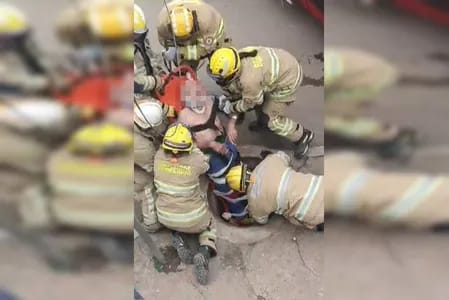  Idoso de 84 anos cai em buraco de 2 metros e é internado