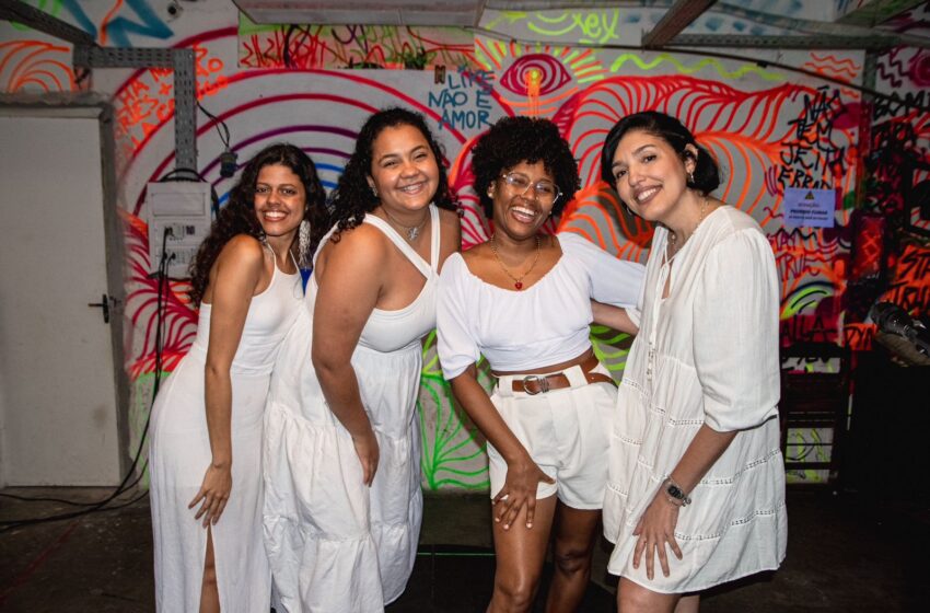  Clube Dazminina encerra temporada 2024 em Salvador com Festival de Stand-up Feminino