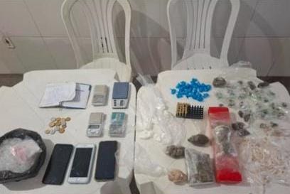  PM prende suspeitos de tráfico em Candeias