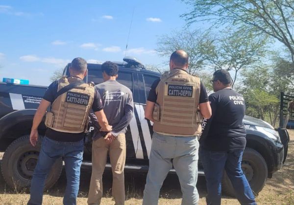  Polícia Civil prende dois homens acusados de homicídio e ocultação de cadáver no norte da Bahia