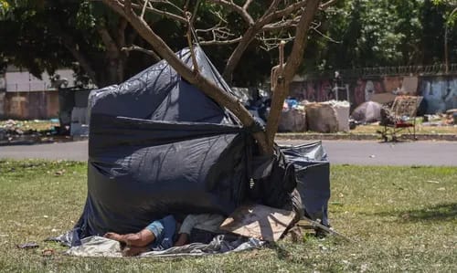  Cresce em 25% o número de pessoas em situação de rua no país