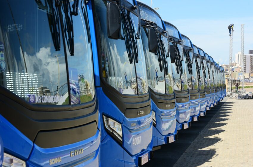  Prefeitura entrega mais 40 ônibus com ar-condicionado e amplia renovação da frota com veículos climatizados