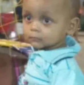  Criança morre após se afogar em balde com água no sul da Bahia