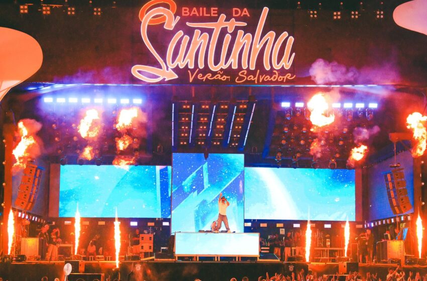  Léo Santana lota Wet com edição única e épica do Baile da Santinha