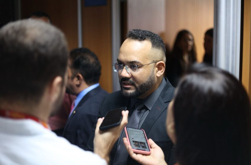  Vice-líder oposicionista na Assembleia avalia crescimento da desaprovação a Lula na Bahia: “Ninguém aguenta mais o PT”