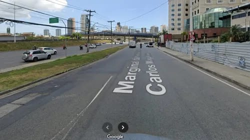  Bombeiros interditam área devido a suspeita de vazamento de gás na ACM