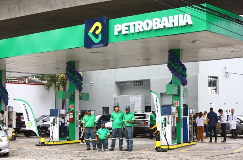  Petrobahia abre novo posto de combustível no bairro Água de Meninos, em Salvador