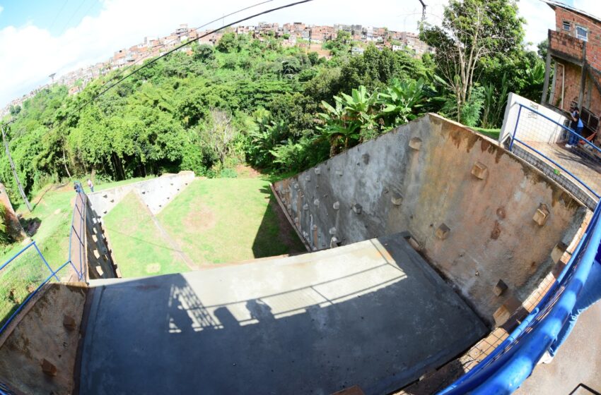  Salvador alcança 550 áreas de risco protegidas com nova contenção de encosta em Mata Escura