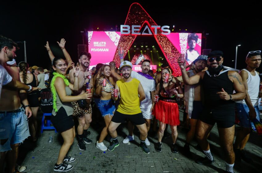  Torre Beats finaliza o Carnaval e conduz o público para o arrastão da Quarta-feira de Cinzas