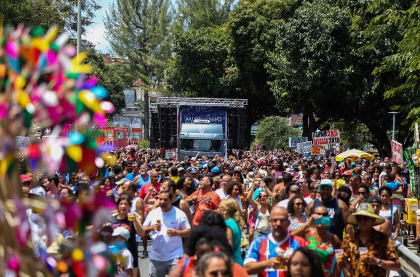  MUDEIdeNOME faz mais uma edição da “Volta no Dique” no Aniversário de Salvador