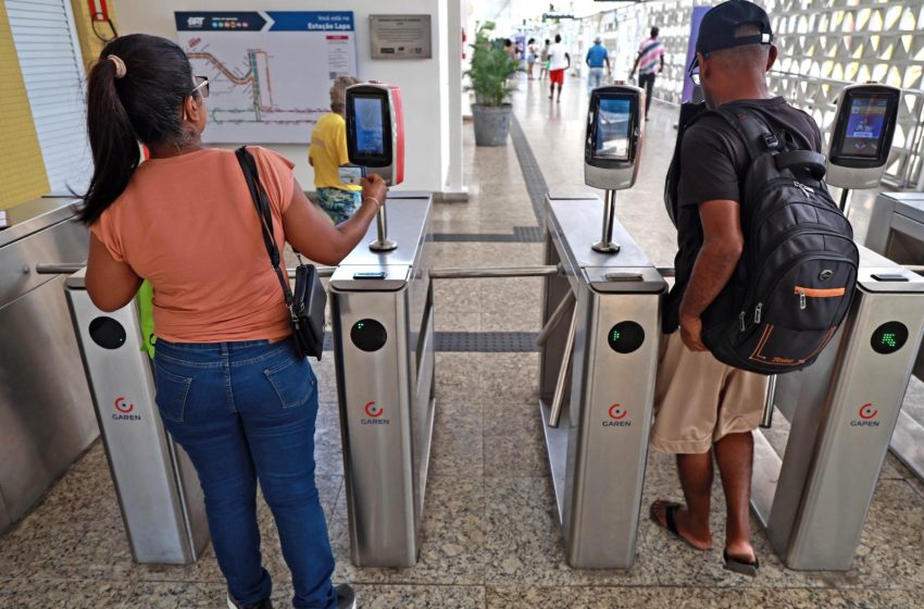  Ônibus de Salvador ganham opção de pagamento por QR Code